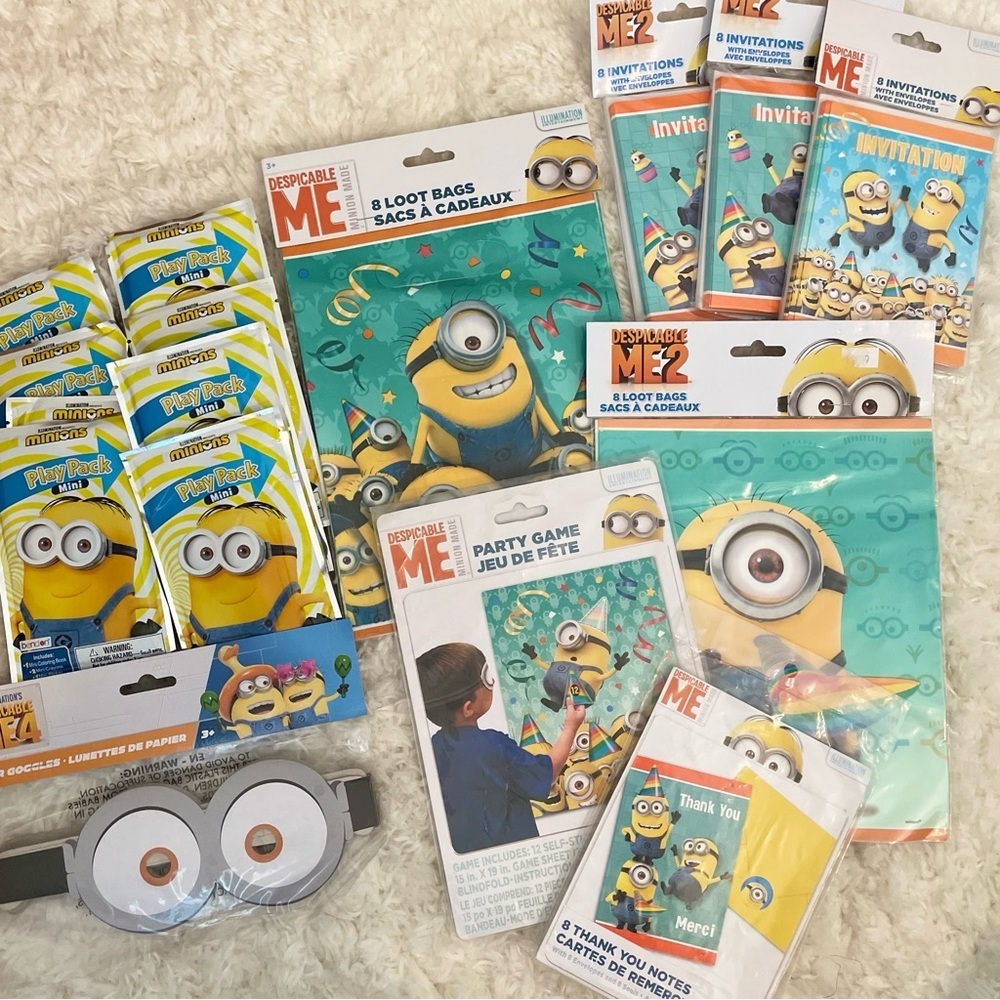 Despicable Me Minion Party‎ Supplies Favors Invitations
